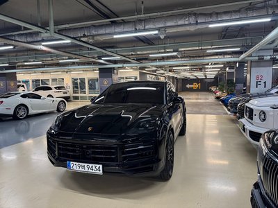 PORSCHE CAYENNE - 1