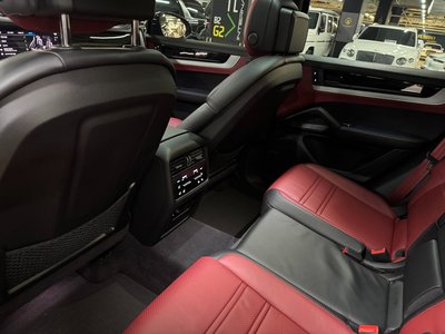 PORSCHE CAYENNE - 10