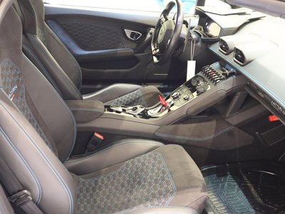 LAMBORGHINI HURACAN SPYDER - 9