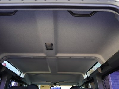 2014 LAND Rover DEFENDER 缩略图 31