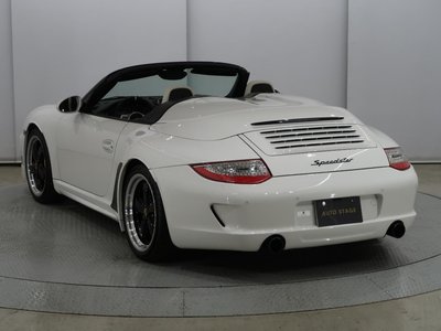 PORSCHE 911 - 9