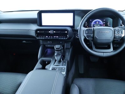 TOYOTA LAND CRUISER 250 - 8