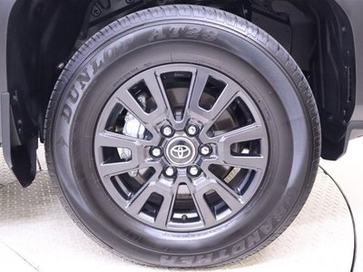 TOYOTA LAND CRUISER 250 - 6