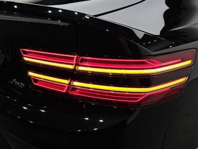 GENESIS G80 (RG3) - 10