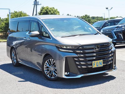 TOYOTA VELLFIRE - 3