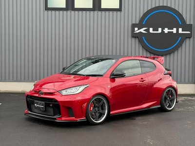TOYOTA YARIS - 1