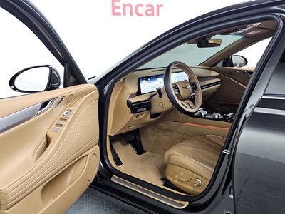 2025 Genesis G80 (RG3) thumbnail 13