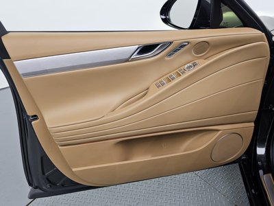 2025 Genesis G80 (RG3) thumbnail 14