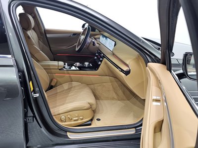 2025 Genesis G80 (RG3) thumbnail 25