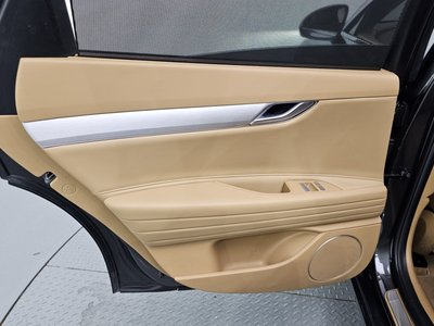 2025 Genesis G80 (RG3) thumbnail 15