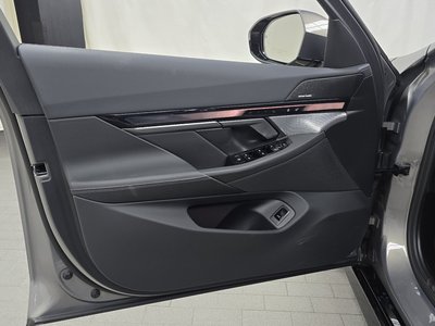 2025 BMW 5 SERIES 缩略图 14