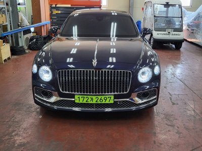 BENTLEY FLYING SPUR - 3