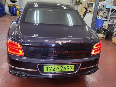 BENTLEY FLYING SPUR - 2