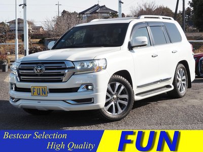 TOYOTA LAND CRUISER 200 - 1