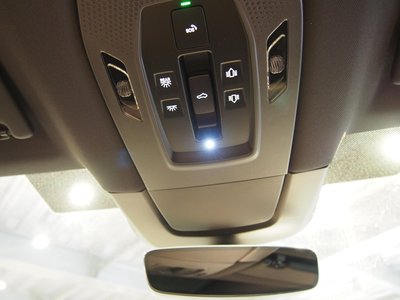2025 Porsche MACAN 缩略图 60