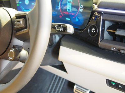 2025 Porsche MACAN 缩略图 35