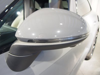 2025 Porsche MACAN 缩略图 24