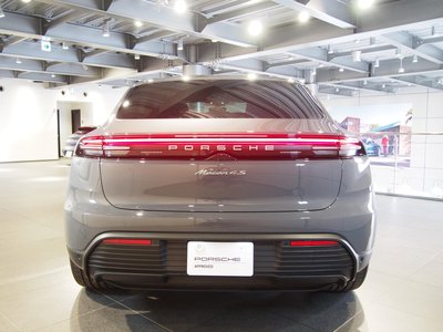 2025 Porsche MACAN 照片 5