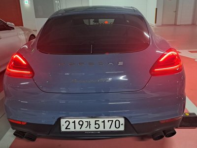 PORSCHE PANAMERA - 9