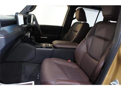 TOYOTA LAND CRUISER 250 - 10