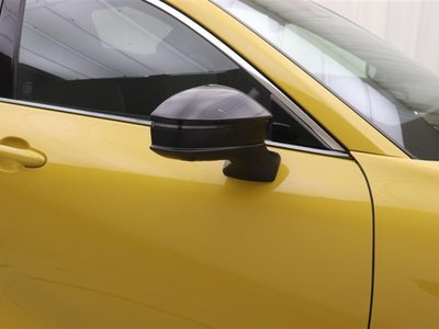 TOYOTA CROWN SPORT - 9