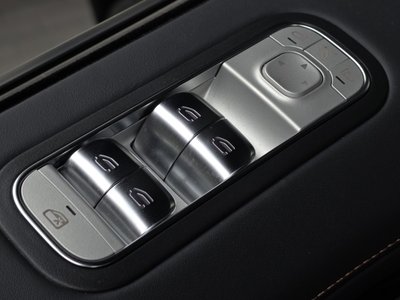 2025 Mercedes-BENZ G-CLASS — миниатюра 28