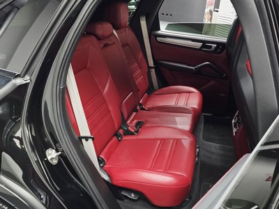 صورة مصغرة 17 لـ 2023 Porsche CAYENNE