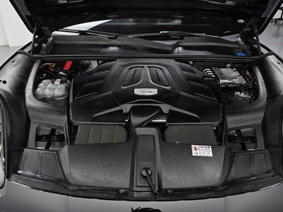 صورة 7 لـ 2023 Porsche CAYENNE