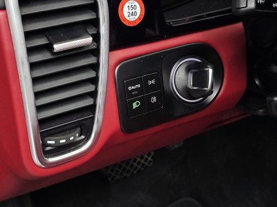 صورة مصغرة 26 لـ 2023 Porsche CAYENNE