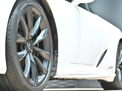 2017 Lexus LC — миниатюра 56