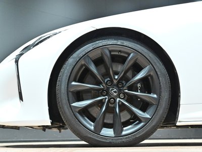 2017 Lexus LC — миниатюра 43