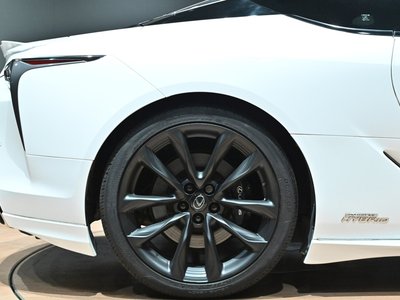 2017 Lexus LC — миниатюра 48