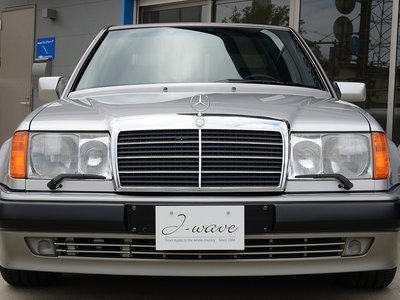 1992 Mercedes-BENZ MEDIUM-CLASS photo 3