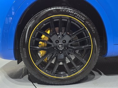 صورة 6 لـ 2021 Maserati LEVANTE