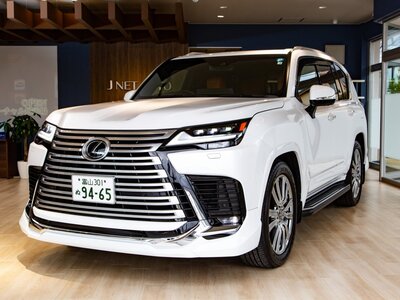 LEXUS LX