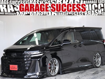 TOYOTA VELLFIRE - 1