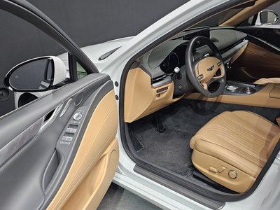 GENESIS G80 (RG3) - 10