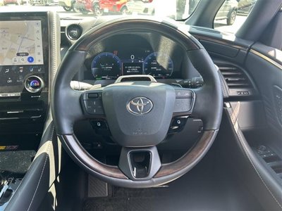 صورة 12 لـ 2023 Toyota VELLFIRE