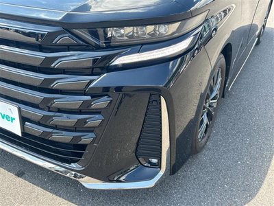 صورة 36 لـ 2023 Toyota VELLFIRE