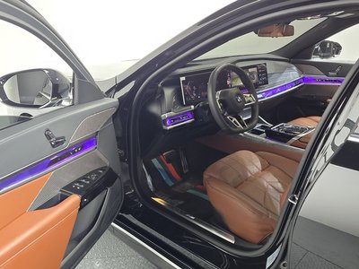 صورة مصغرة 13 لـ 2024 BMW 7 SERIES