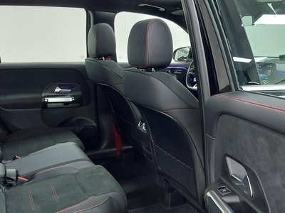 صورة 10 لـ 2025 Mercedes-BENZ GLB