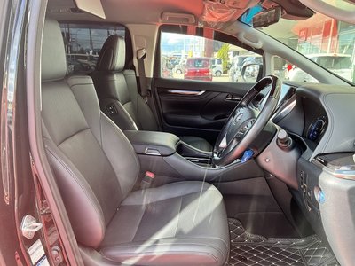 TOYOTA ALPHARD - 7