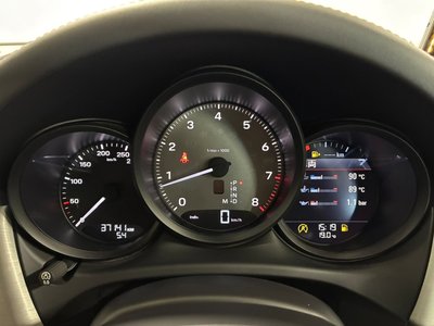 2022 Porsche MACAN — миниатюра 28