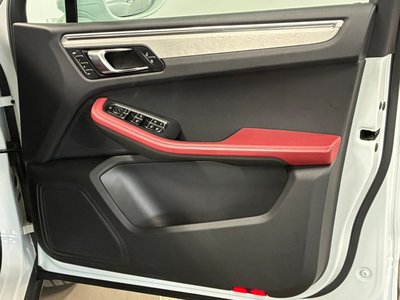 2022 Porsche MACAN — миниатюра 18