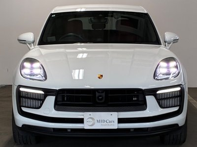 2022 Porsche MACAN — фото 3