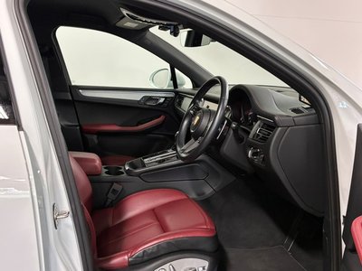 2022 Porsche MACAN — миниатюра 16