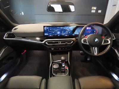 BMW M3 SEDAN 2023 thumbnail 8