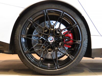 BMW M3 SEDAN 2023 thumbnail 25