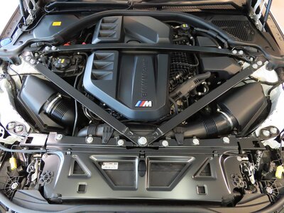 BMW M3 SEDAN 2023 thumbnail 26