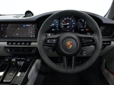 PORSCHE 911 - 6